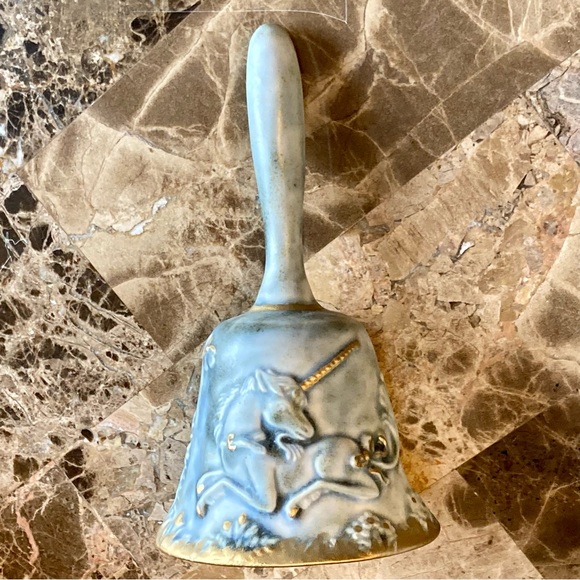 1980 Unicorn Bell with Ash from Mt. Saint Helens - Picture 12 of 13